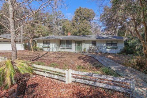 Casa en venta en Melrose, Florida, 3 dormitorios, 227.15 m2 № 2123559 - foto 2