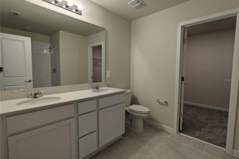 House in Kissimmee, Florida 4 bedrooms, 200.39 sq.m. № 2222190 - photo 27