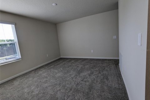 House in Kissimmee, Florida 4 bedrooms, 200.39 sq.m. № 2222190 - photo 23