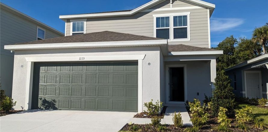 House in Kissimmee, Florida 4 bedrooms, 200.39 sq.m. № 2222190