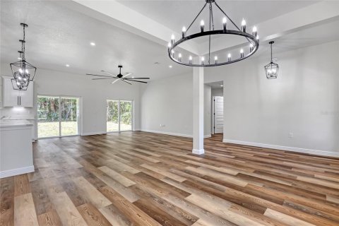 Купить виллу или дом в Мимс, Флорида 7 комнат, 203.46м2, № 1906286 - фото 10