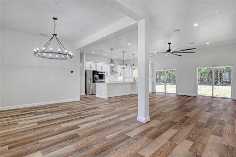 Купить виллу или дом в Мимс, Флорида 7 комнат, 203.46м2, № 1906286 - фото 8