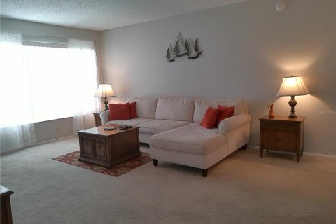 Condominio en venta en Clearwater, Florida, 2 dormitorios, 102.19 m2 № 2094528 - foto 10