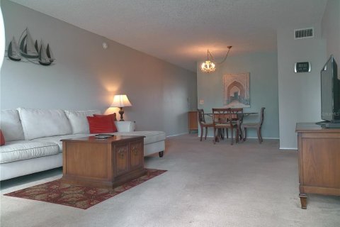 Condominio en venta en Clearwater, Florida, 2 dormitorios, 102.19 m2 № 2094528 - foto 5