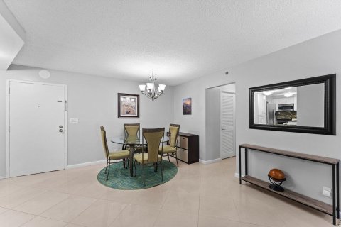 Copropriété à louer à Highland Beach, Floride: 2 chambres, 97.55 m2 № 2432514 - photo 18