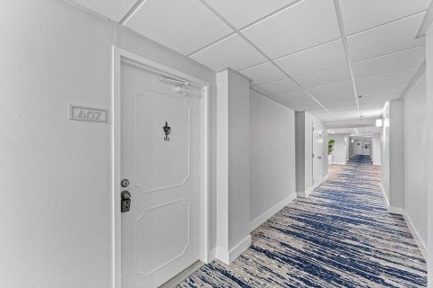 Copropriété à louer à Highland Beach, Floride: 2 chambres, 97.55 m2 № 2432514 - photo 8
