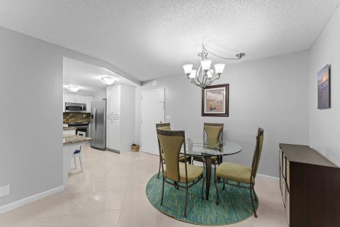 Copropriété à louer à Highland Beach, Floride: 2 chambres, 97.55 m2 № 2432514 - photo 17