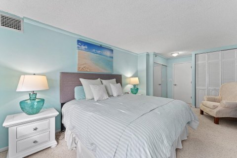 Copropriété à louer à Highland Beach, Floride: 2 chambres, 97.55 m2 № 2432514 - photo 10