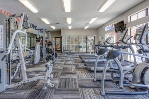 Condo in Miami, Florida, 2 bedrooms  № 1686192 - photo 14