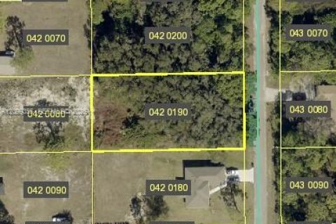 Immobilier commercial à Lehigh Acres, Floride № 2399697