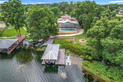 Casa en venta en Winter Haven, Florida, 3 dormitorios, 176.51 m2 № 1876076 - foto 1