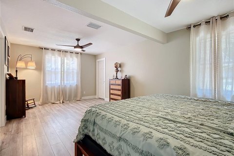 Casa en venta en Winter Haven, Florida, 3 dormitorios, 176.51 m2 № 1876076 - foto 24