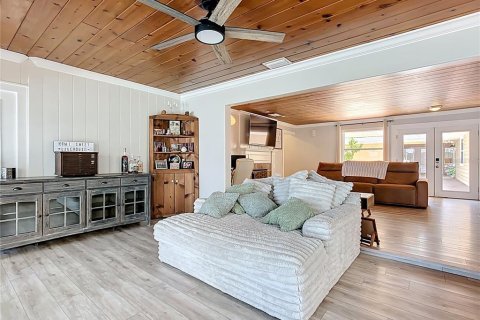 Casa en venta en Winter Haven, Florida, 3 dormitorios, 176.51 m2 № 1876076 - foto 14