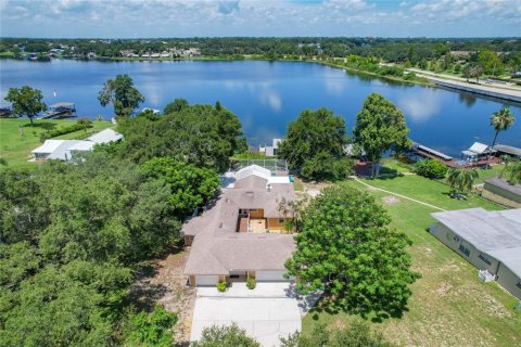 Casa en venta en Winter Haven, Florida, 3 dormitorios, 176.51 m2 № 1876076 - foto 2