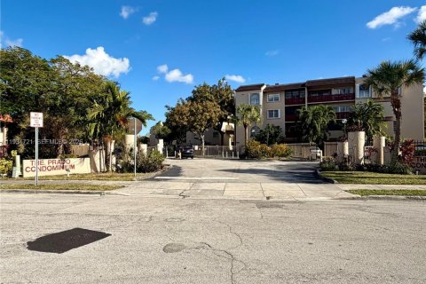 Appartement à louer à Miami, Floride: 2 chambres, 84.63 m2 № 1992060 - photo 5