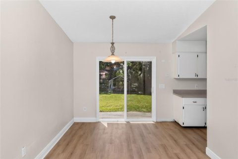 Villa ou maison à vendre à DeBary, Floride: 3 chambres, 102.75 m2 № 2421935 - photo 6
