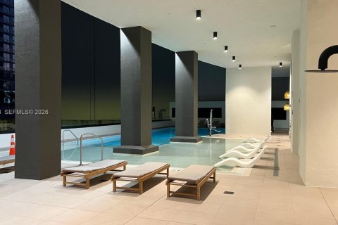 Condo in Miami, Florida, 2 bedrooms  № 2170197 - photo 27