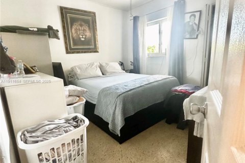 Propiedad comercial en venta en Hollywood, Florida, 152.82 m2 № 1969778 - foto 22