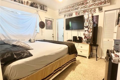 Propiedad comercial en venta en Hollywood, Florida, 152.82 m2 № 1969778 - foto 20