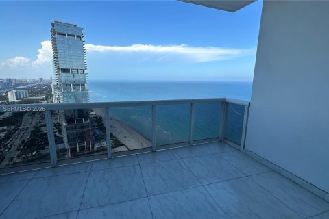 Condo à Sunny Isles Beach, Floride, 1 chambre  № 2002861