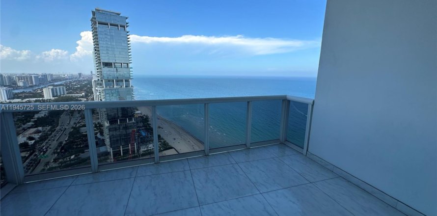 Condo à Sunny Isles Beach, Floride, 1 chambre  № 2002861