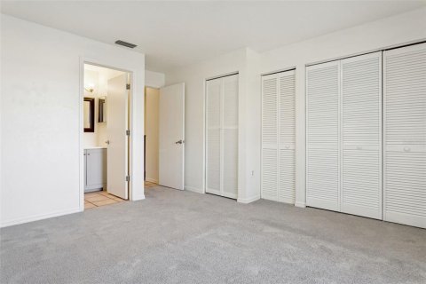 Adosado en venta en Tampa, Florida, 2 dormitorios, 137.03 m2 № 2105329 - foto 14