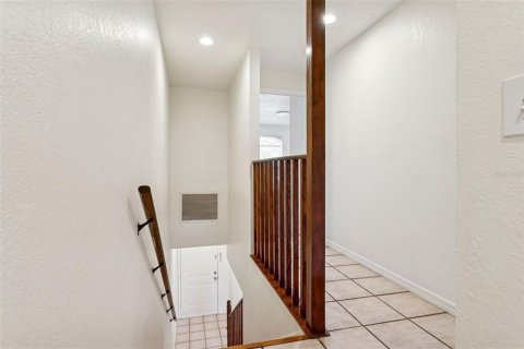 Adosado en venta en Tampa, Florida, 2 dormitorios, 137.03 m2 № 2105329 - foto 12