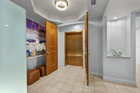 Condo in Clearwater, Florida, 4 bedrooms  № 1689584 - photo 6