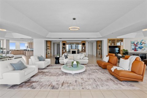 Condo in Clearwater, Florida, 4 bedrooms  № 1689584 - photo 14
