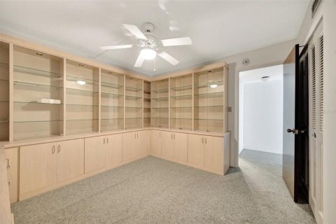 Condo in Dunedin, Florida, 2 bedrooms  № 1724398 - photo 23