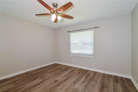 Villa ou maison à louer à Winter Haven, Floride: 3 chambres, 113.9 m2 № 1872892 - photo 7