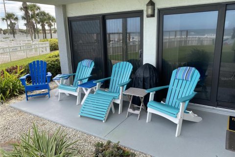 Condo in New Smyrna Beach, Florida, 2 bedrooms  № 2108432 - photo 3