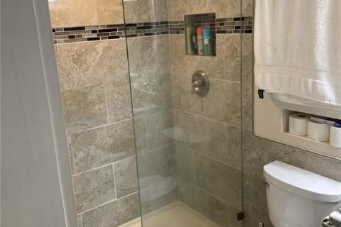 Condo in New Smyrna Beach, Florida, 2 bedrooms  № 2108432 - photo 6