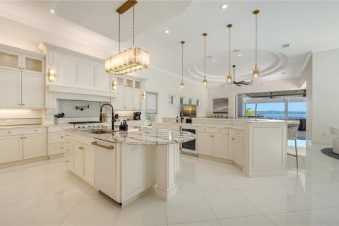 Villa ou maison à vendre à Sarasota, Floride: 4 chambres, 560.48 m2 № 2430907 - photo 13