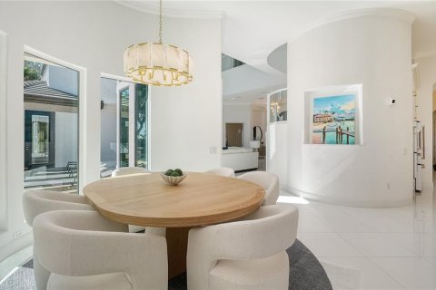 Villa ou maison à vendre à Sarasota, Floride: 4 chambres, 560.48 m2 № 2430907 - photo 16