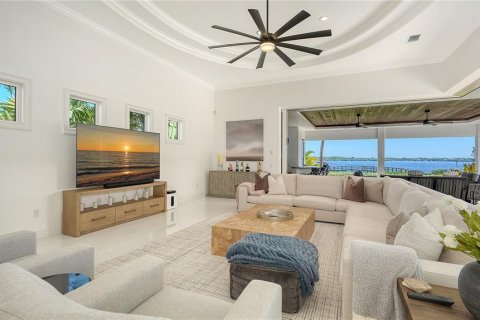 Villa ou maison à vendre à Sarasota, Floride: 4 chambres, 560.48 m2 № 2430907 - photo 18
