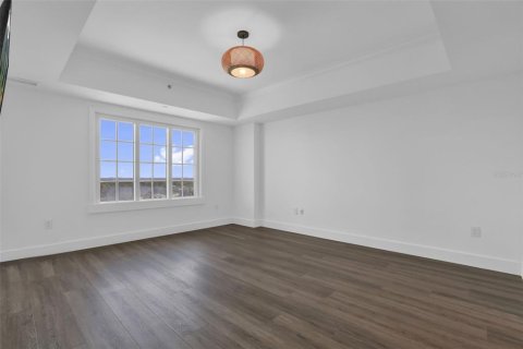 Condo in Four Corners, Florida, 2 bedrooms № 2314328 - photo 16
