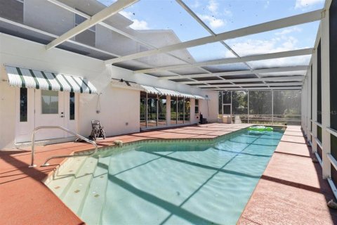 Casa en venta en Crystal River, Florida, 5 dormitorios, 385.36 m2 № 1837619 - foto 7