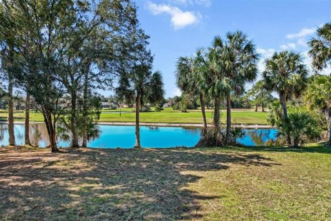 Casa en venta en Crystal River, Florida, 5 dormitorios, 385.36 m2 № 1837619 - foto 8