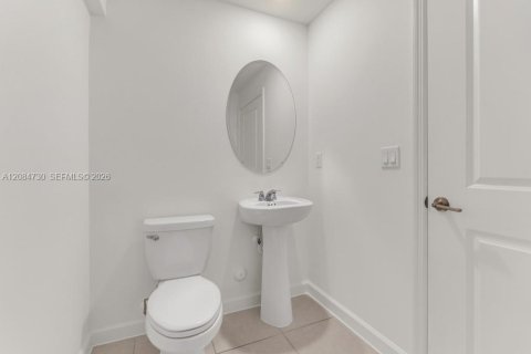 Villa ou maison à louer à Pembroke Pines, Floride: 3 chambres, 154.96 m2 № 2360053 - photo 23
