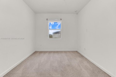 Villa ou maison à louer à Pembroke Pines, Floride: 3 chambres, 154.96 m2 № 2360053 - photo 19