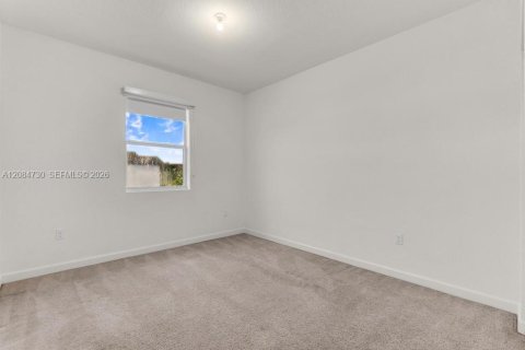 Villa ou maison à louer à Pembroke Pines, Floride: 3 chambres, 154.96 m2 № 2360053 - photo 16