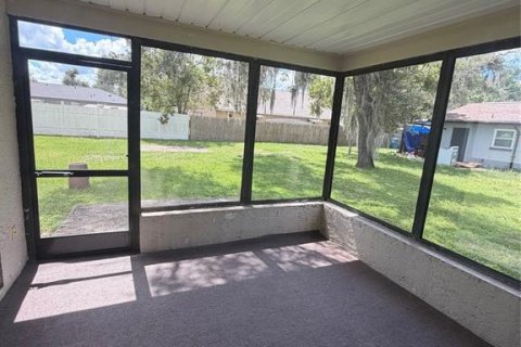 Appartement à louer à Spring Hill, Floride: 2 chambres, 113.81 m2 № 2385689 - photo 11