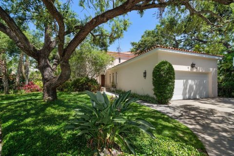 Villa ou maison à vendre à Tampa, Floride: 5 chambres, 383.69 m2 № 1743400 - photo 3