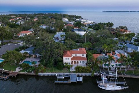 Villa ou maison à vendre à Tampa, Floride: 5 chambres, 383.69 m2 № 1743400 - photo 2