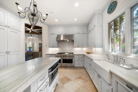 Villa ou maison à vendre à Tampa, Floride: 5 chambres, 383.69 m2 № 1743400 - photo 19