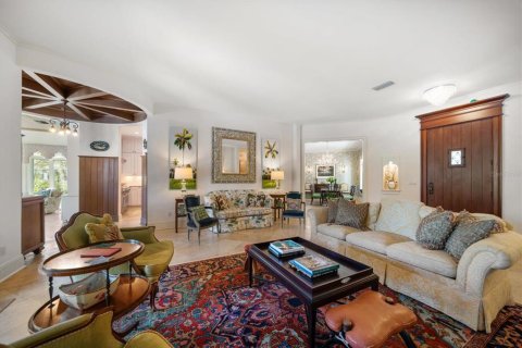 Villa ou maison à vendre à Tampa, Floride: 5 chambres, 383.69 m2 № 1743400 - photo 22