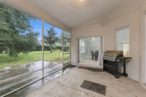 Villa ou maison à vendre à Lady Lake, Floride: 3 chambres, 188.96 m2 № 2408362 - photo 21