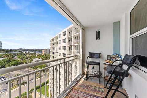 Copropriété à vendre à Pompano Beach, Floride: 1 chambre, 72 m2 № 2251476 - photo 15