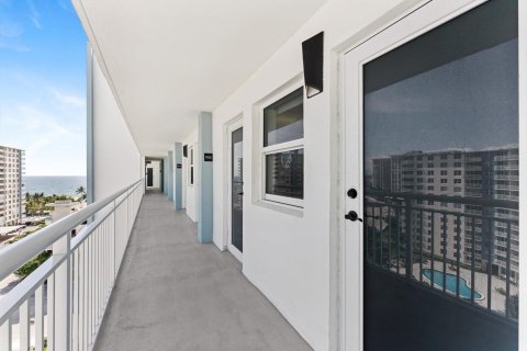 Copropriété à vendre à Pompano Beach, Floride: 1 chambre, 72 m2 № 2251476 - photo 4